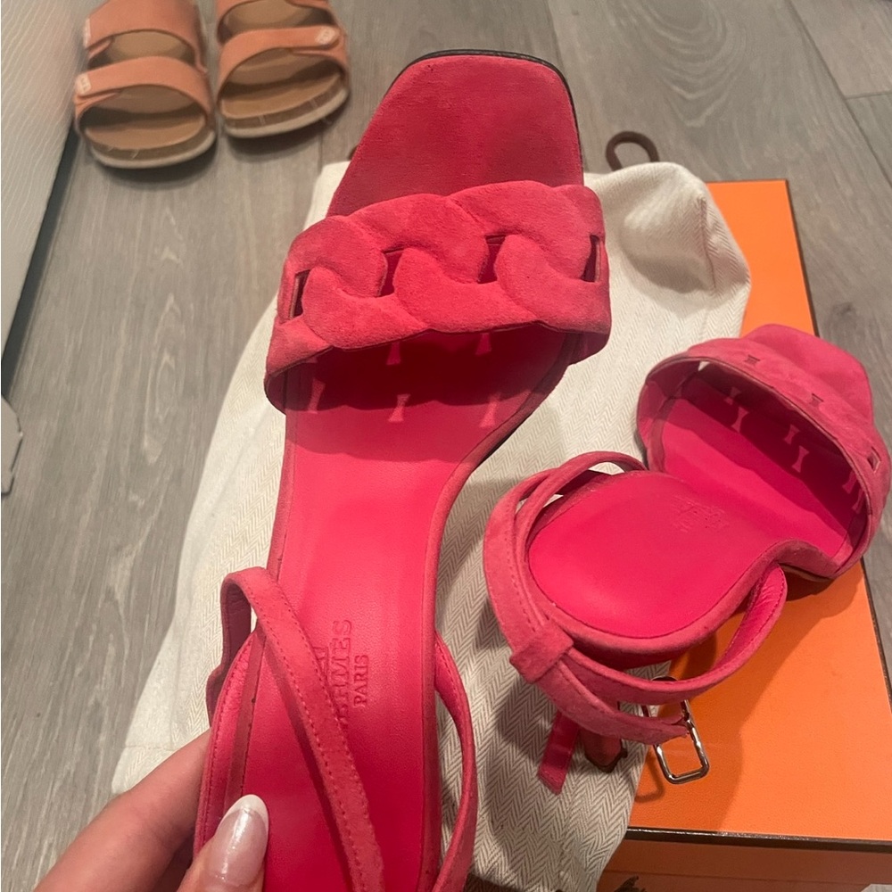 Hermes 105 Gala sandals, Size37, rose vinicunca, comes with box and garment bag